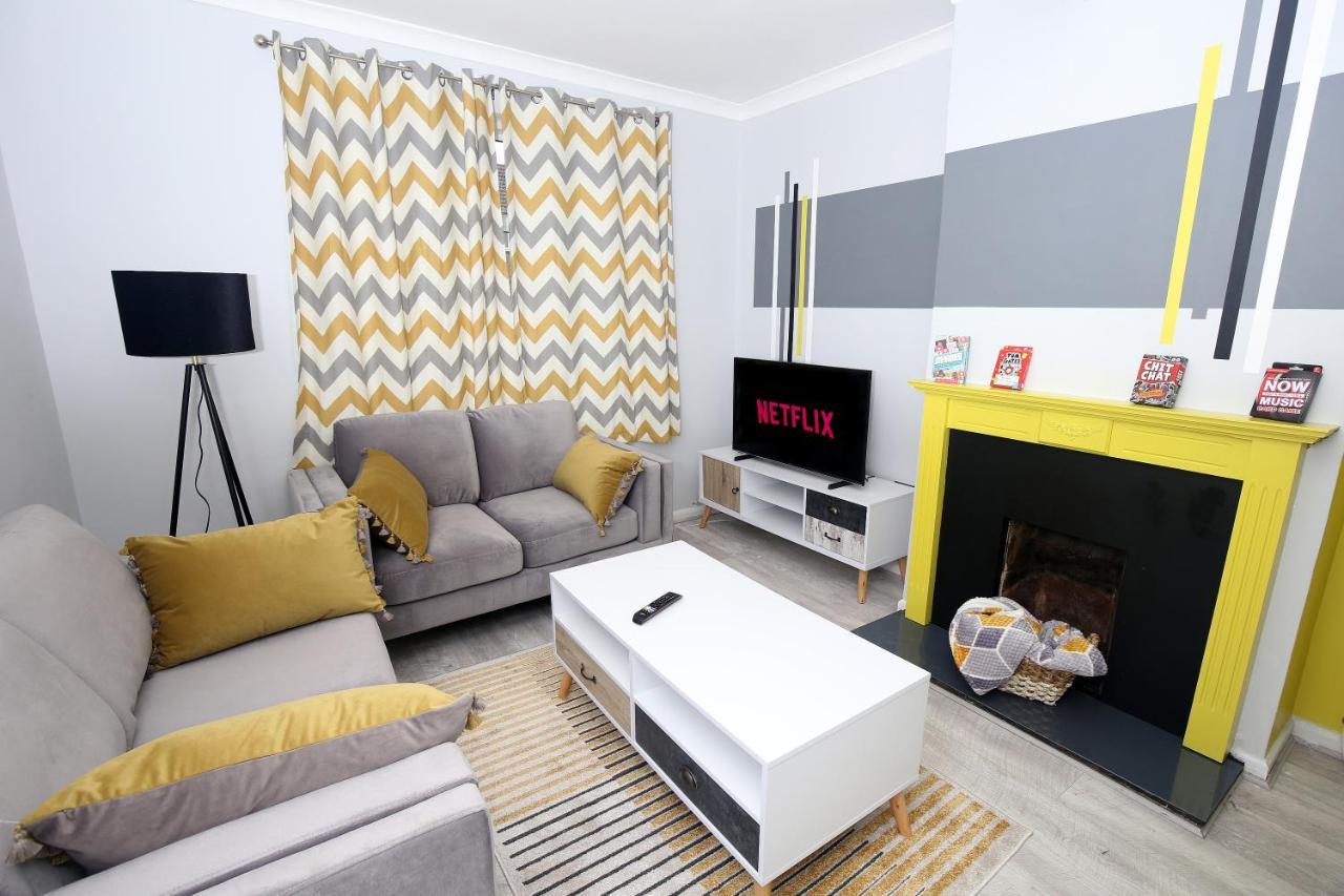 3-Bed House With Parking Near London O2 Διαμέρισμα Εξωτερικό φωτογραφία