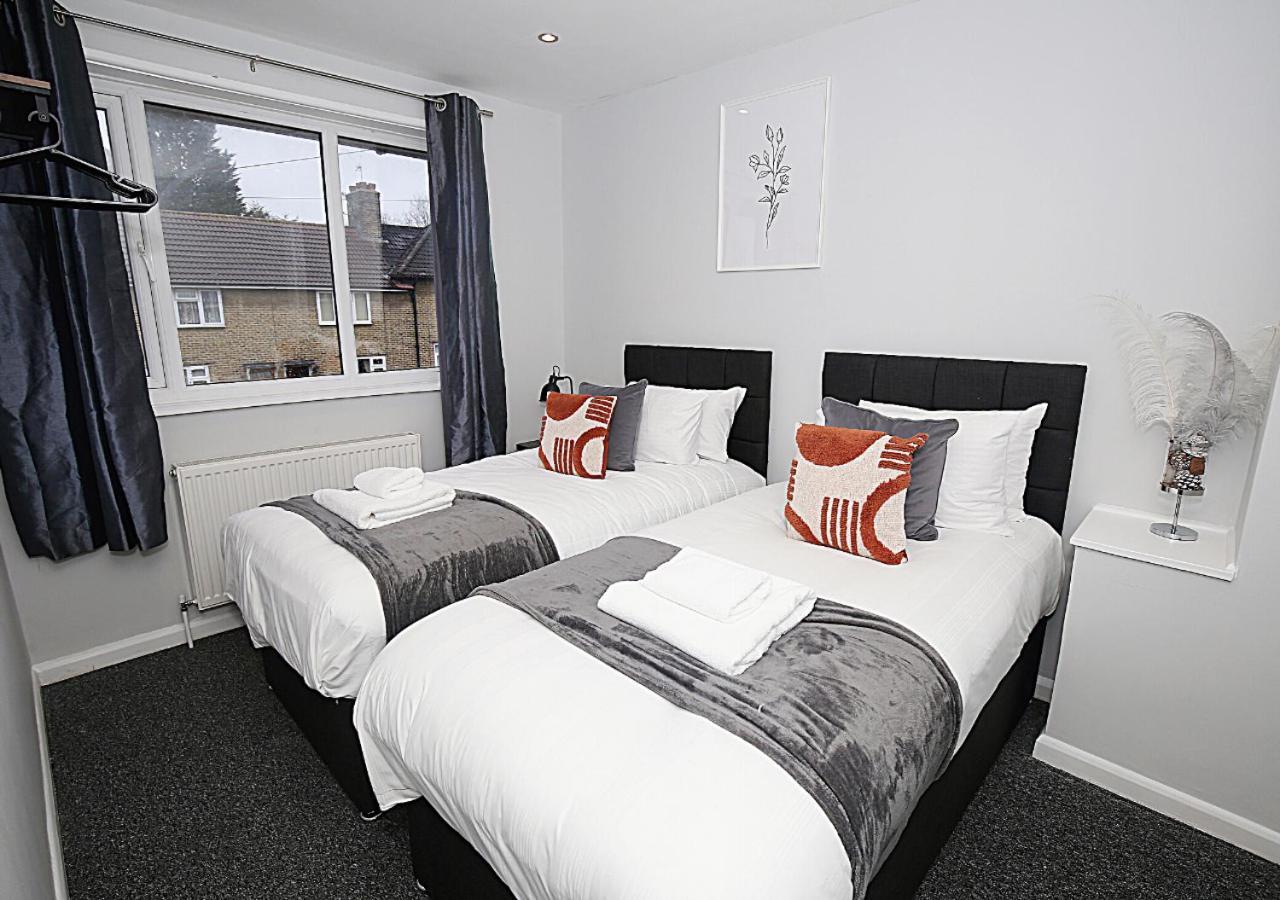 3-Bed House With Parking Near London O2 Διαμέρισμα Εξωτερικό φωτογραφία