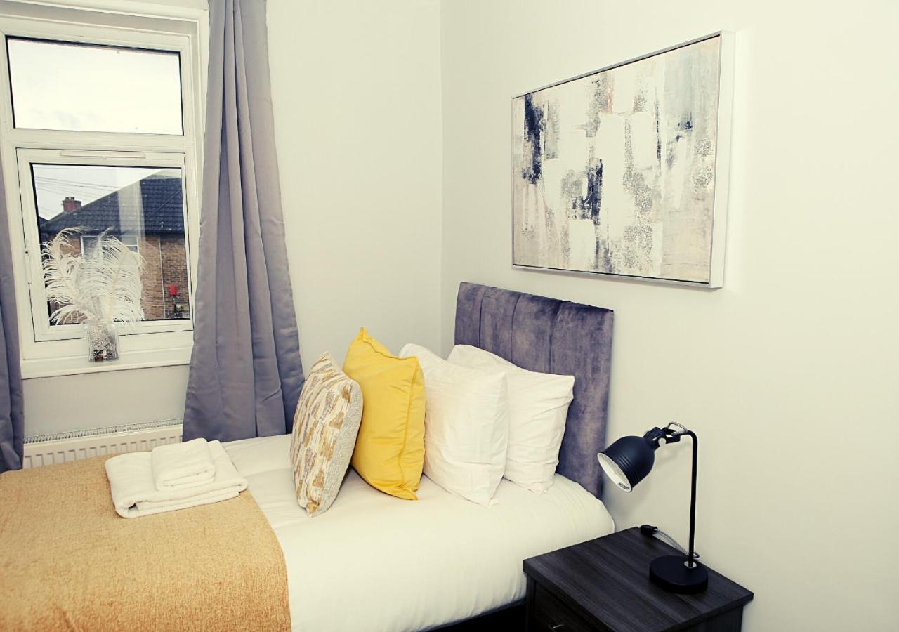 3-Bed House With Parking Near London O2 Διαμέρισμα Εξωτερικό φωτογραφία